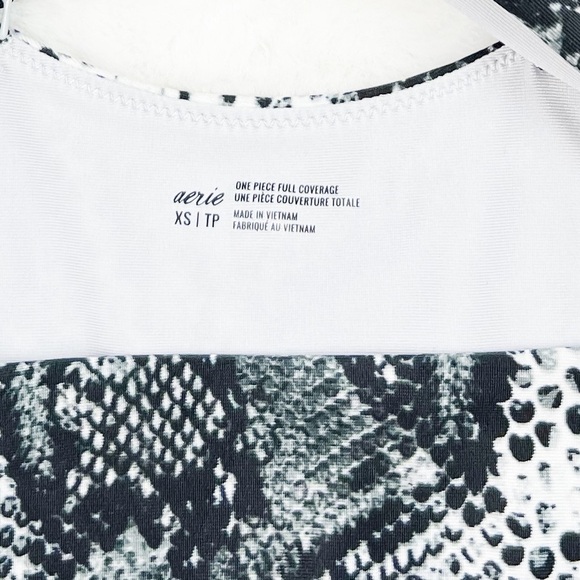 NWT Aerie Snakeskin Print Wrap Full Coverage One Piece Swimsuit - Picture 7 of 9